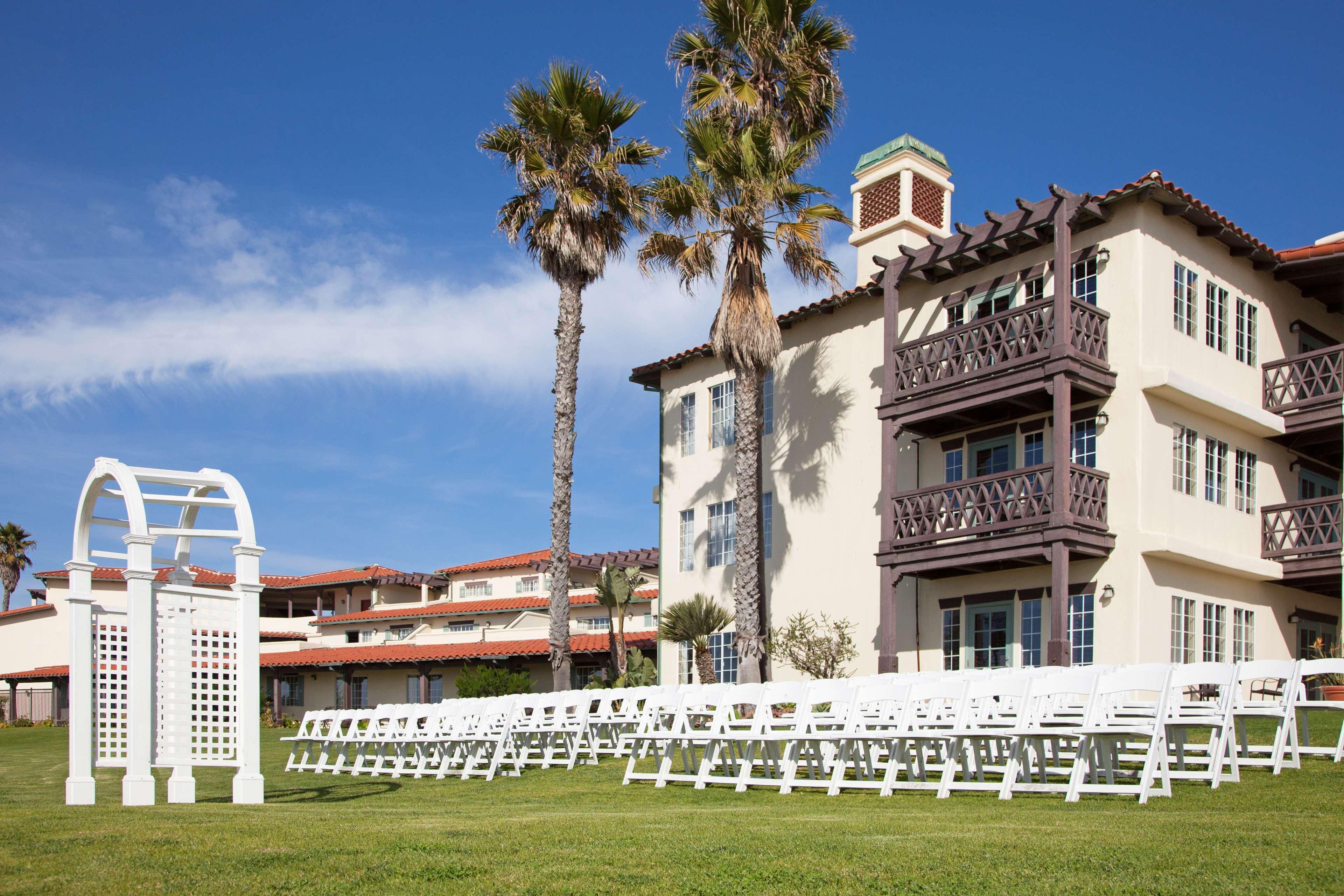 Zachari Dunes On Mandalay Beach, Curio Collection By Hilton Oxnard Exterior photo