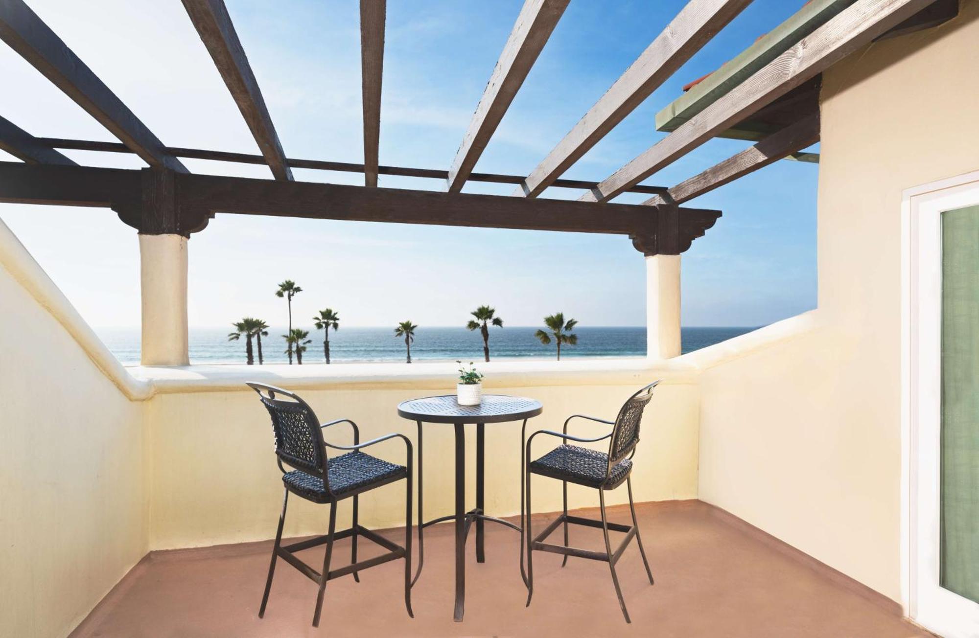 Zachari Dunes On Mandalay Beach, Curio Collection By Hilton Oxnard Exterior photo