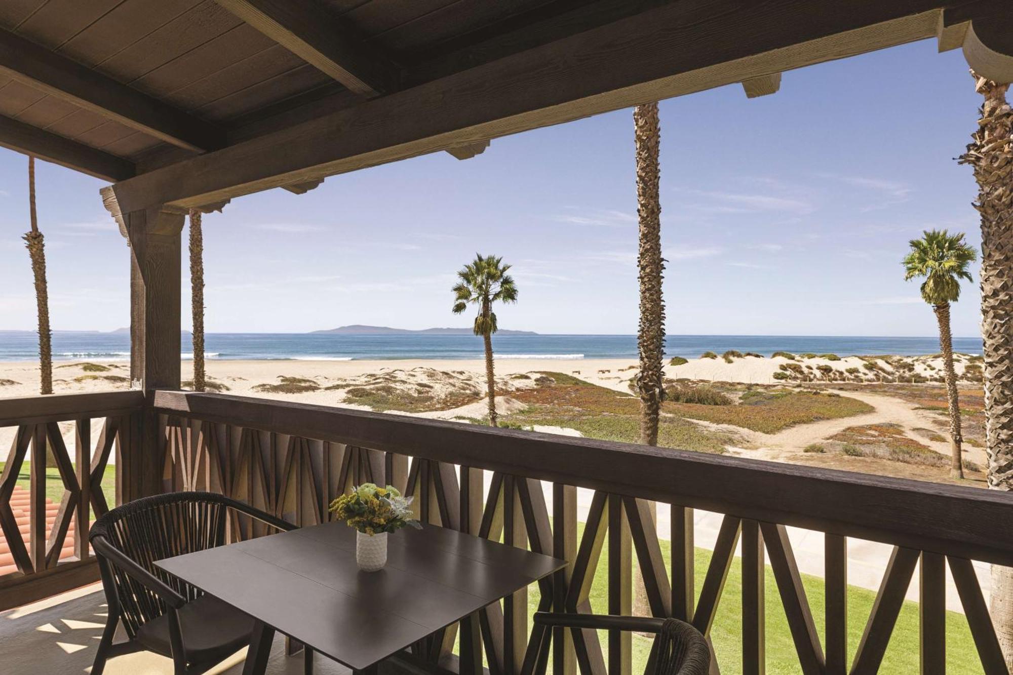 Zachari Dunes On Mandalay Beach, Curio Collection By Hilton Oxnard Exterior photo